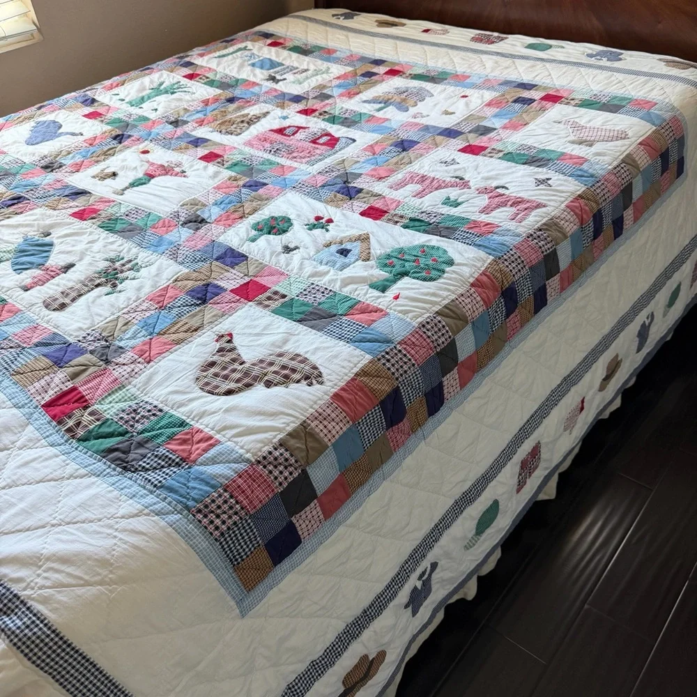 Vintage Appliqué Farm Scene Quilt 100” x 88” Patchwork Country Queen